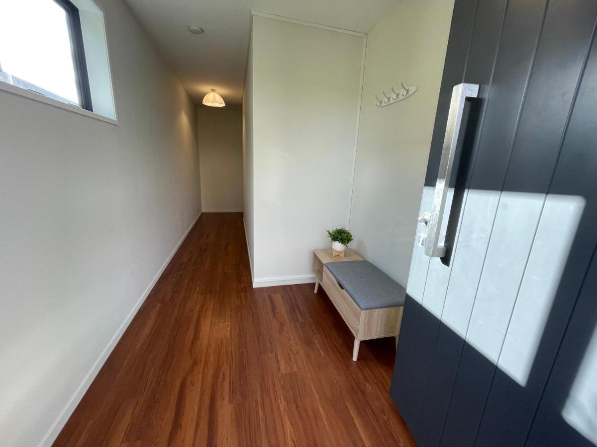 Quiet, New, Sunny Cnzhouse On Upstairs Near Cbd Christchurch Exterior foto
