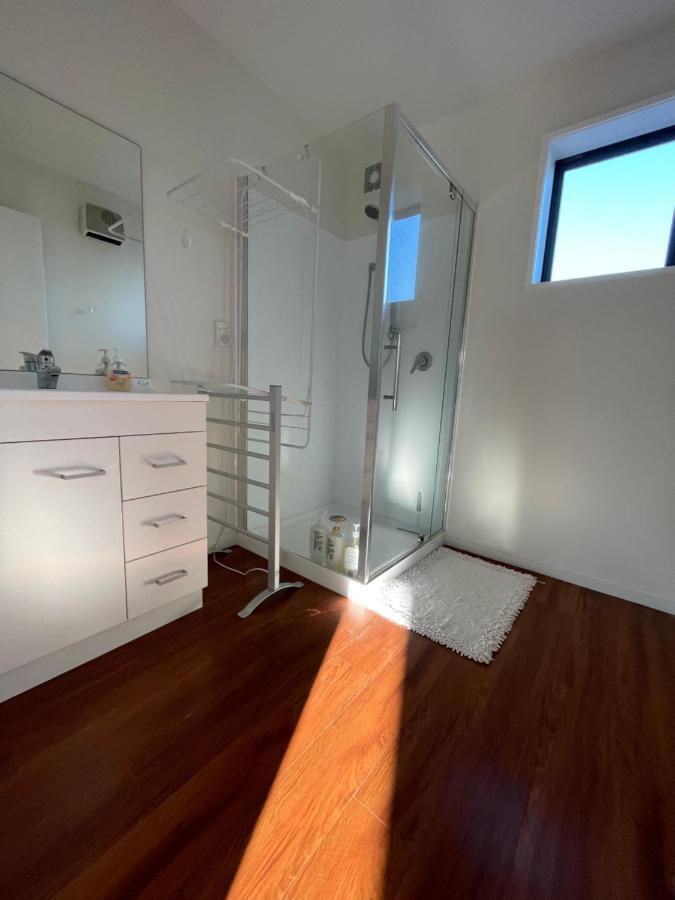 Quiet, New, Sunny Cnzhouse On Upstairs Near Cbd Christchurch Exterior foto