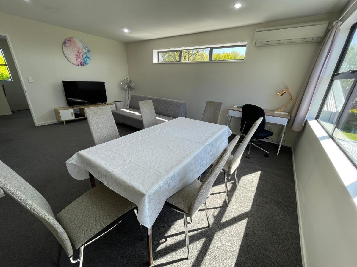 Quiet, New, Sunny Cnzhouse On Upstairs Near Cbd Christchurch Exterior foto
